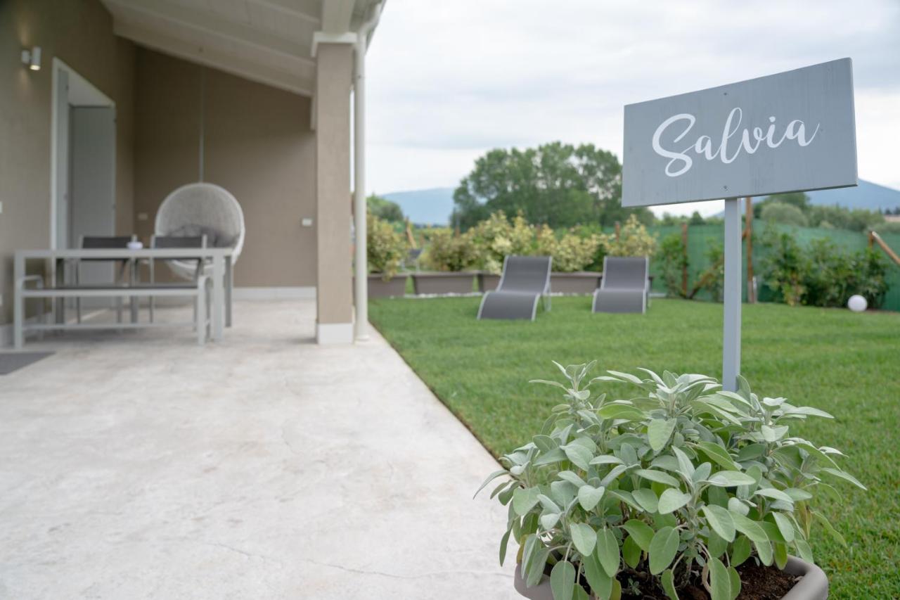 Residence Le Aromatiche Cavaion Veronese Bagian luar foto