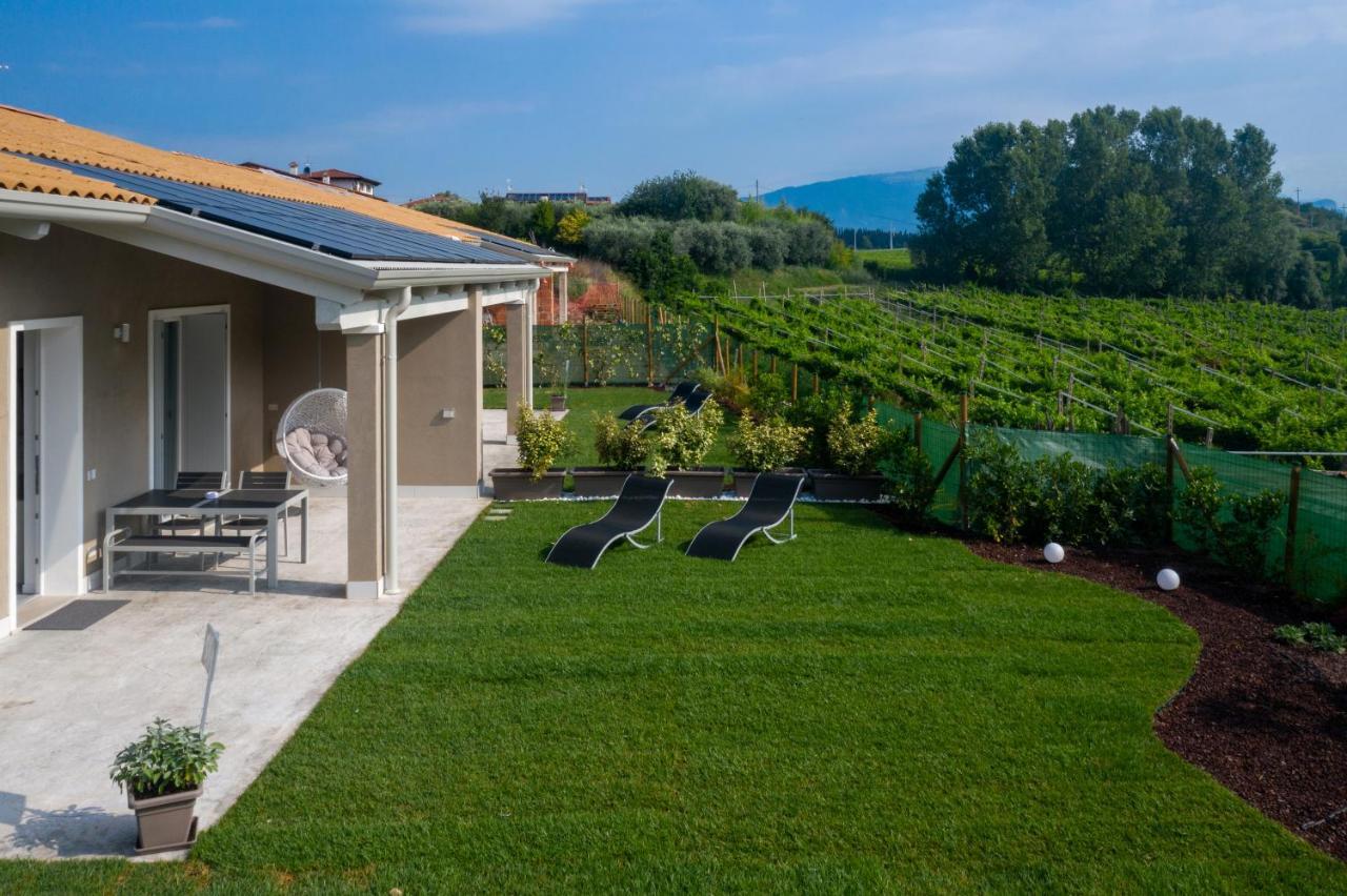Residence Le Aromatiche Cavaion Veronese Bagian luar foto